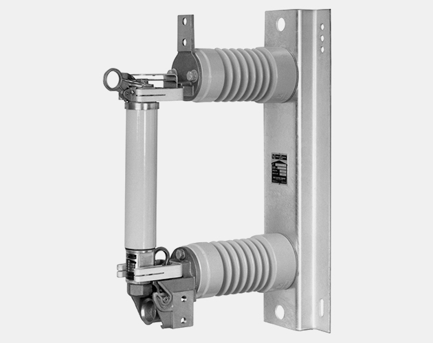 SM Power Fuses, outdoor distribution, 4.16 kV through 34.5 kV, SM Refill Units, protecting transformers, capacitor banks, cables, outdoor distribution substations